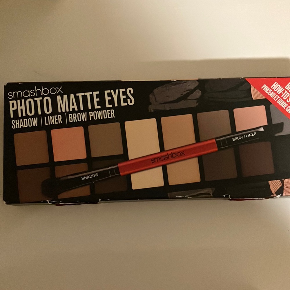 Smashbox all in one shadow/liner/brow powder palette